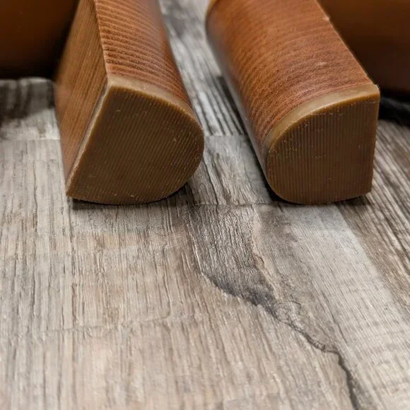 Chic Cole Haan Brown Leather Heels – Size 7B - Picture 2 of 5